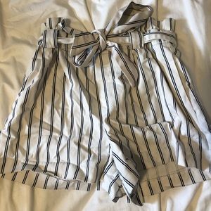 ZARA paper bag belted shorts